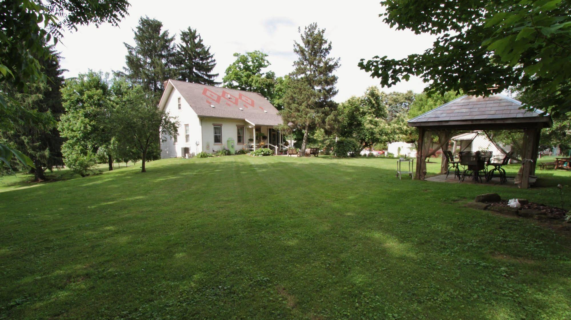 The Pines Of Dresden Bed and Breakfast Εξωτερικό φωτογραφία