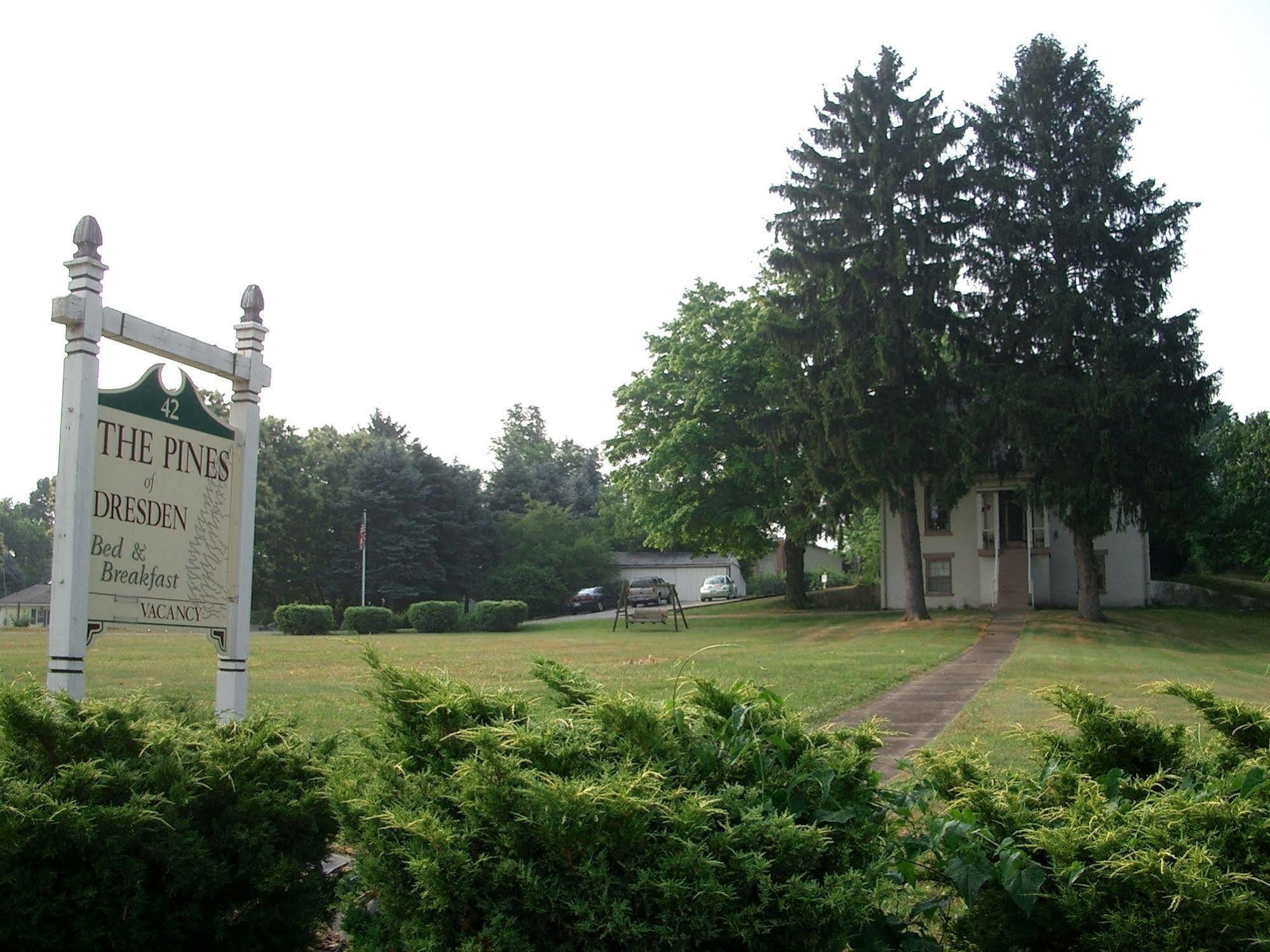 The Pines Of Dresden Bed and Breakfast Εξωτερικό φωτογραφία